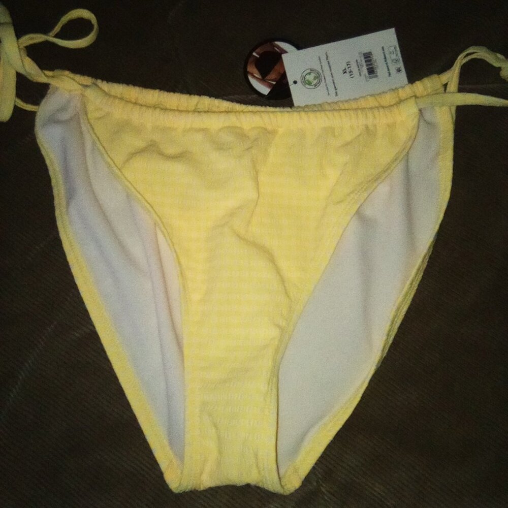 Yellow bikini bottom XL 15-17